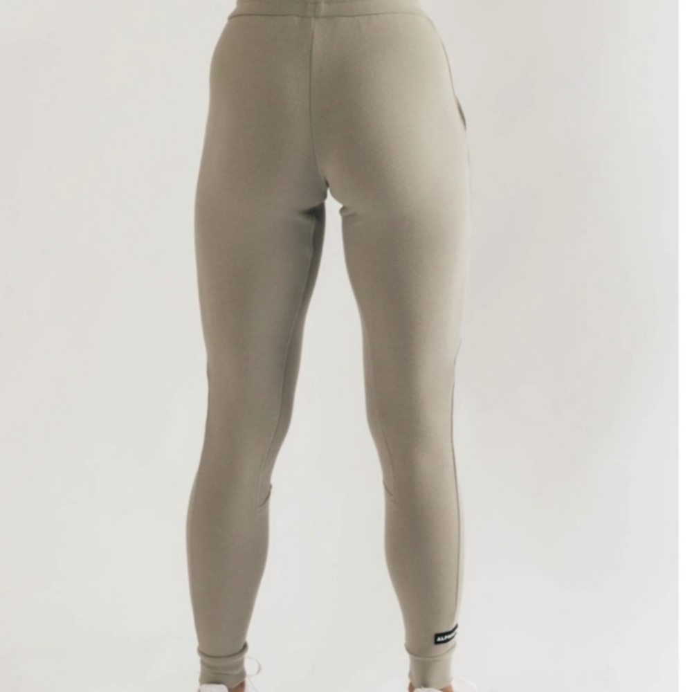 alphalete womens jogger pink, 95% cotton 5% elastic